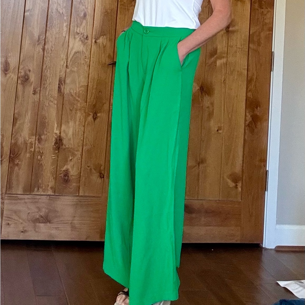 NWT Green Wide-Leg Trouser Pants M & L